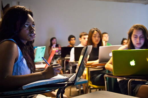 Student tech trends: more laptops in class, fewer personal printers