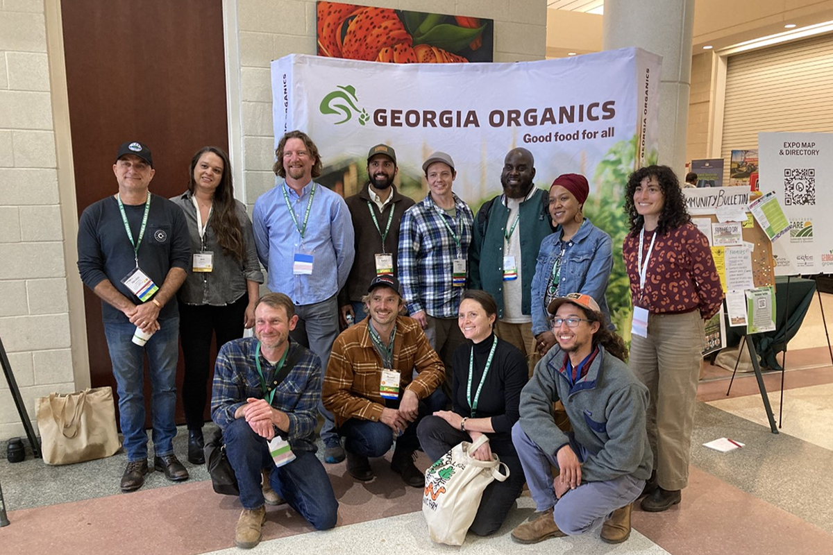 Group of Oxford farm staff pose together