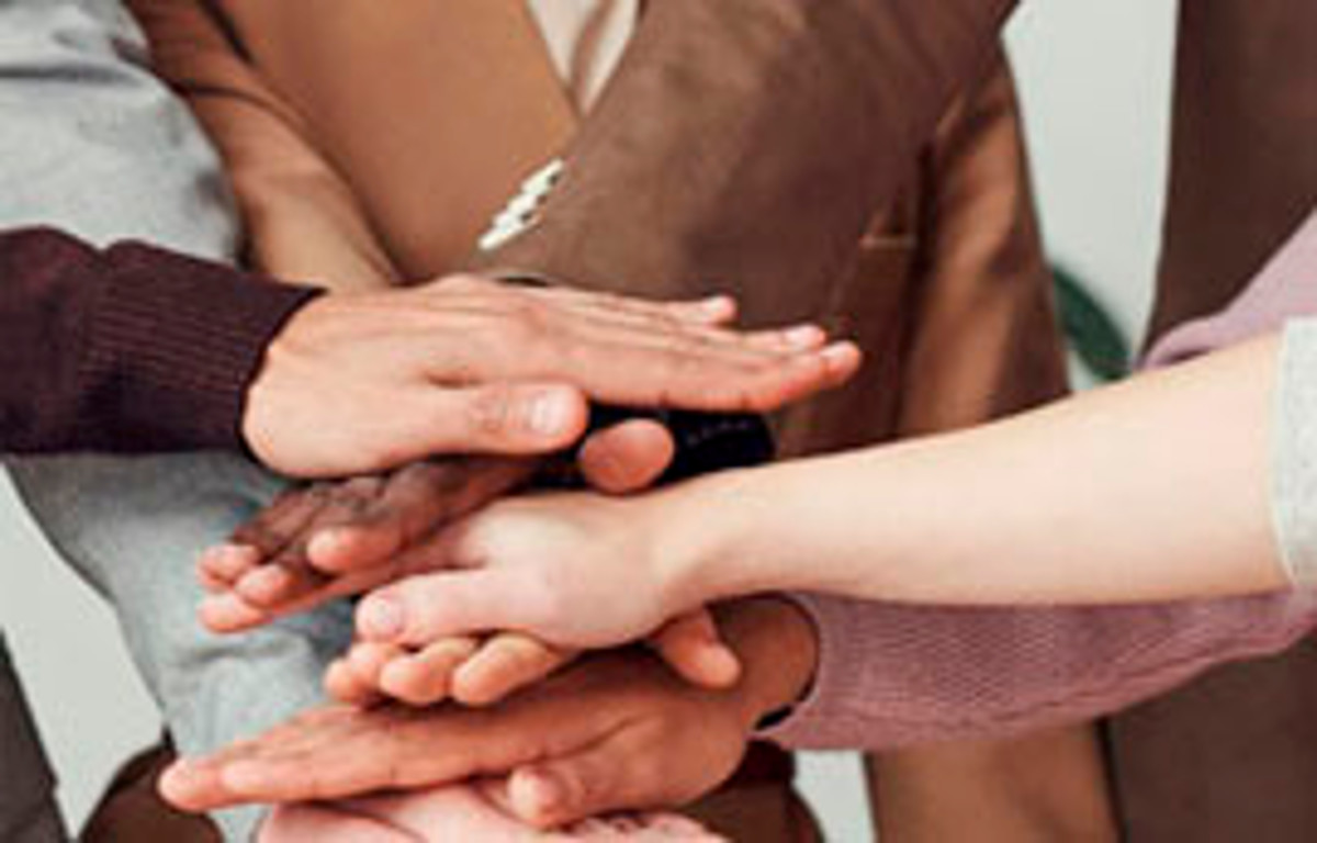 clear screen displaying benefits