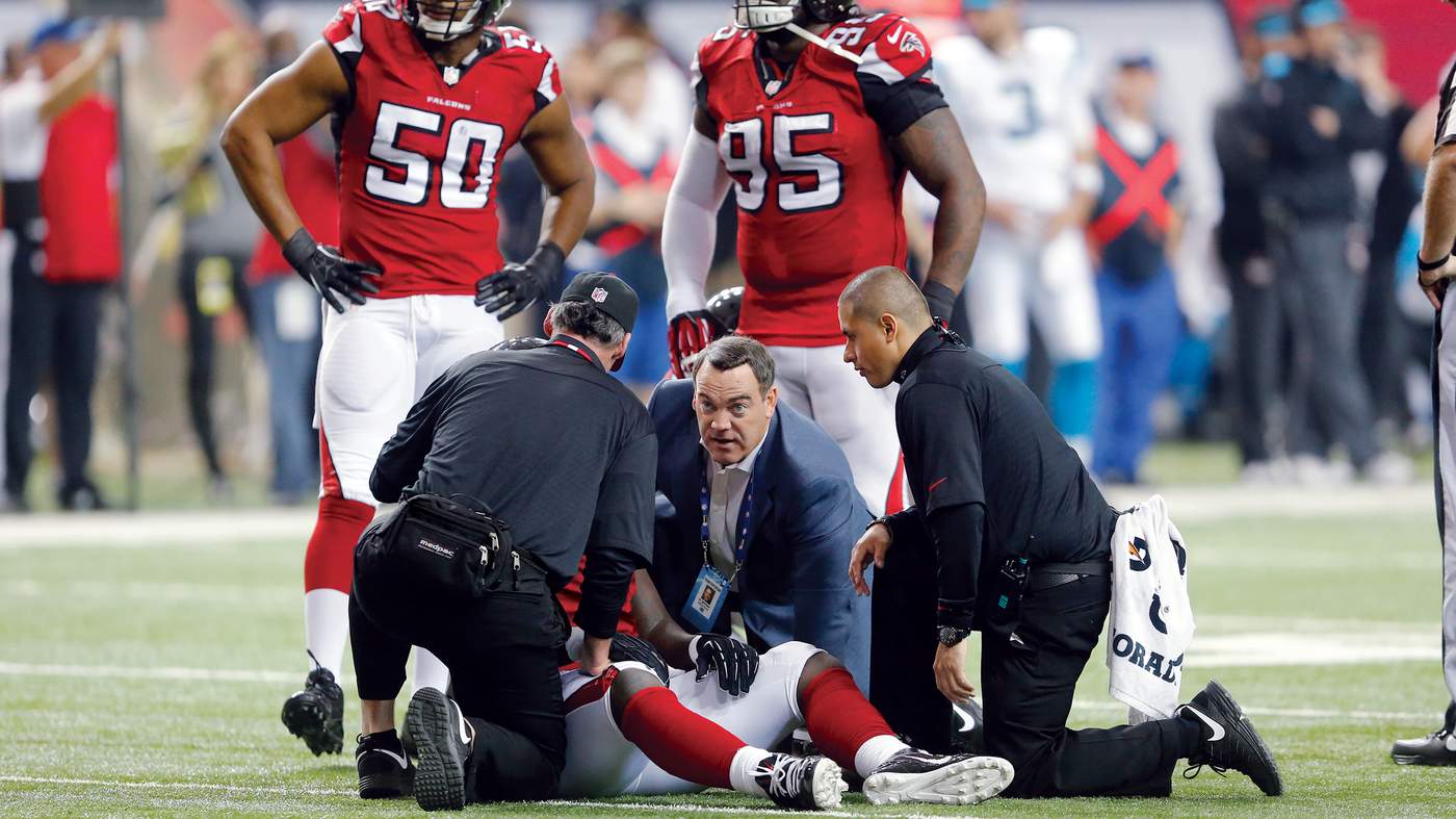 NFL player left the football field to enter the medical field