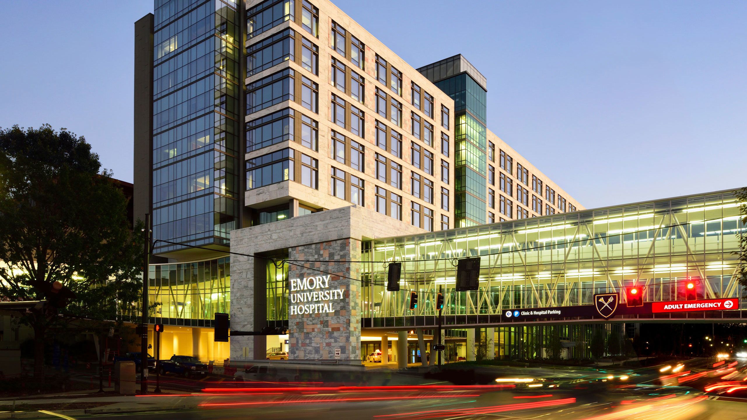 The new Emory University Hospital tower welcomed its first inpatient in August. The 450,000-square-foot, $400 million new hospital tower contains 232 patient beds, including 40 critical care beds, and became fully operational this fall. Photo by Jack Kearse.