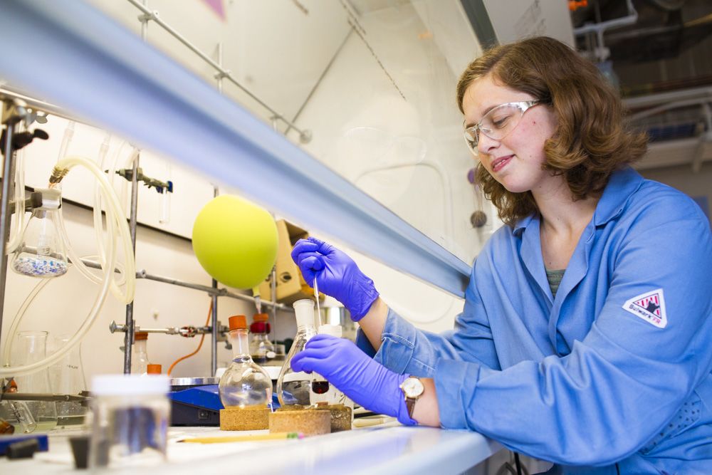 Maddie Dekarske in the lab.