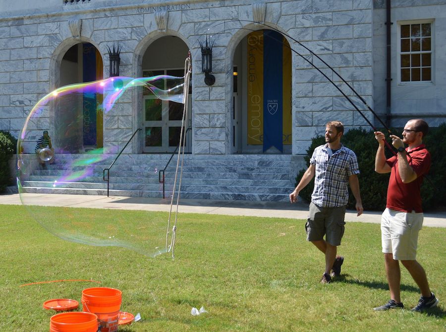 Pop science: Stanford engineers stop soap bubbles from swirling