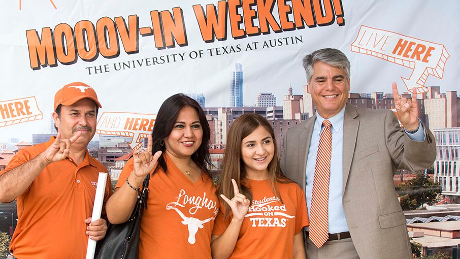 Fenves with UT student and her parents