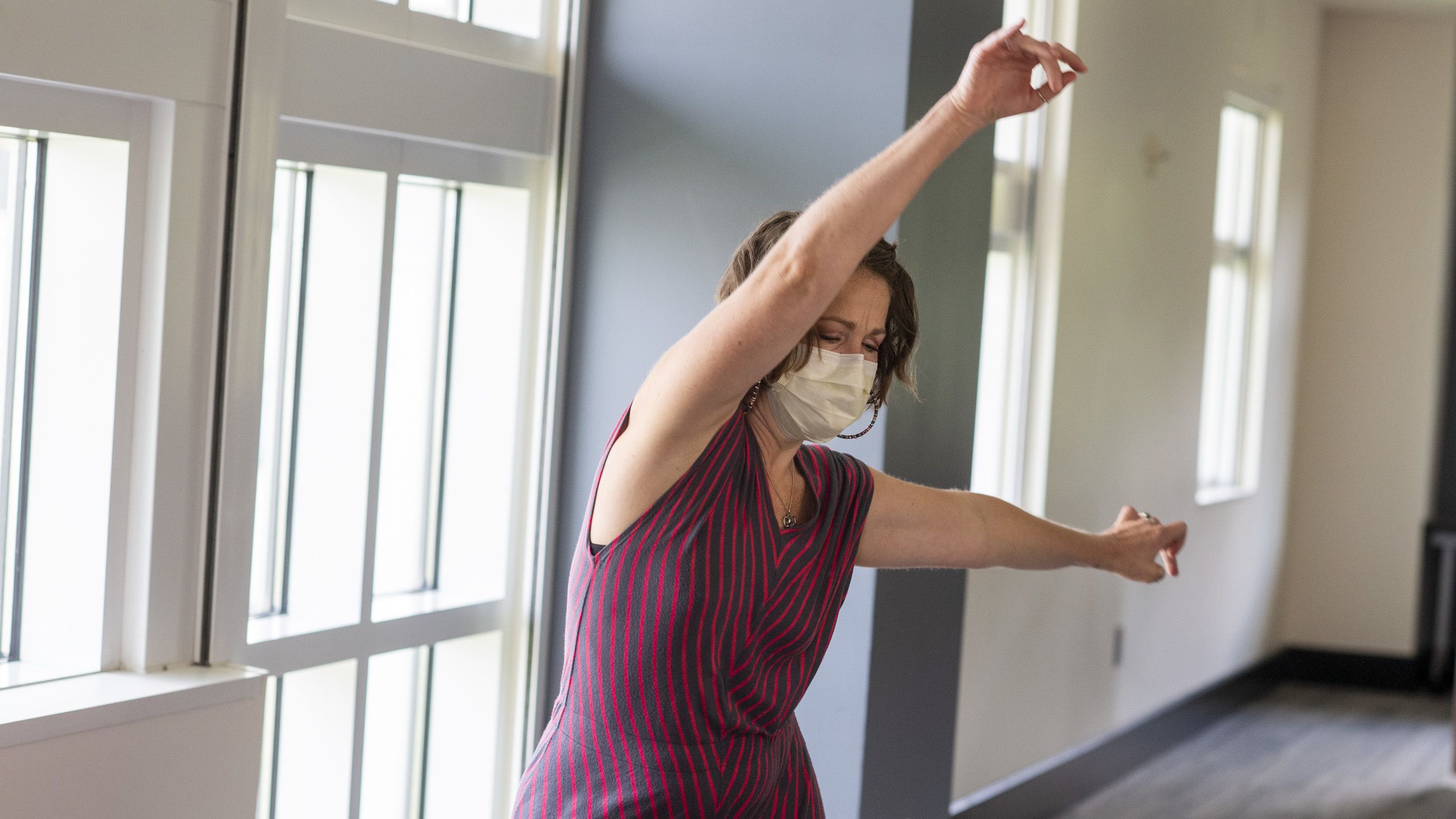 Patient Erika Lungren photo dance series