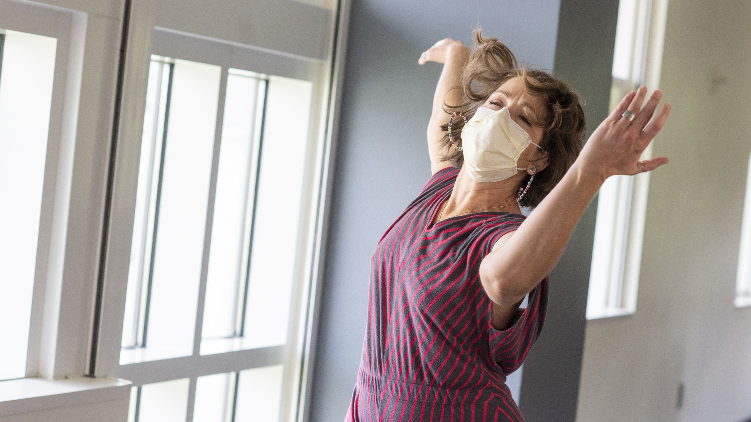 Patient Erika Lungren photo dance series