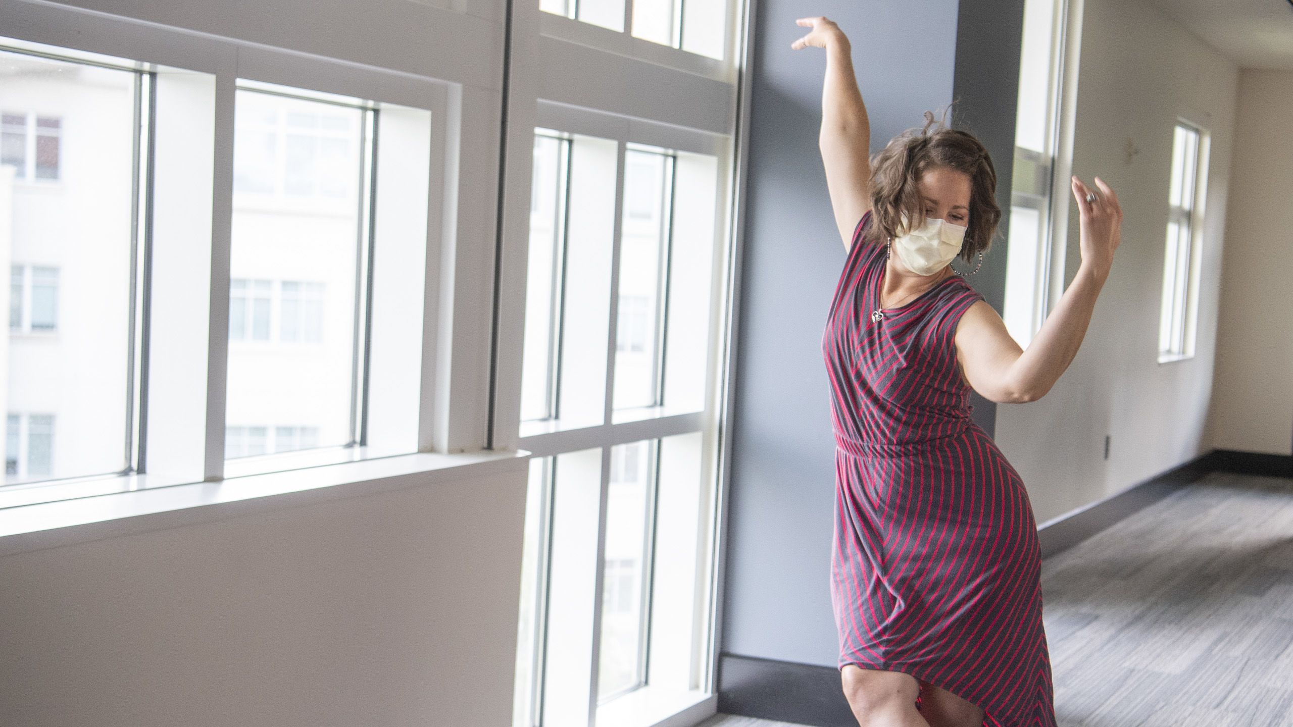 Patient Erika Lungren photo dance series