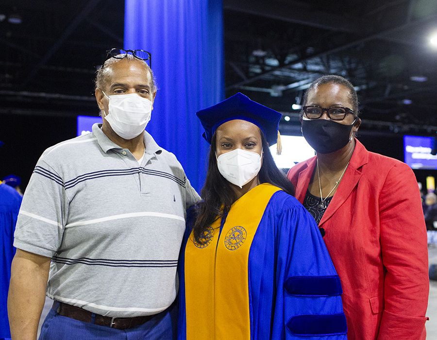 Jordan R. Murphy poses with family