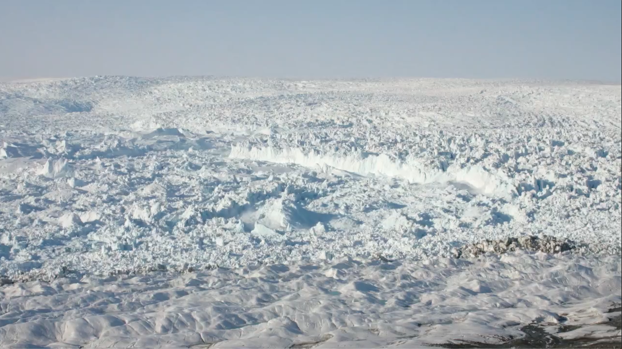 crushed ice : Arctic Glacier