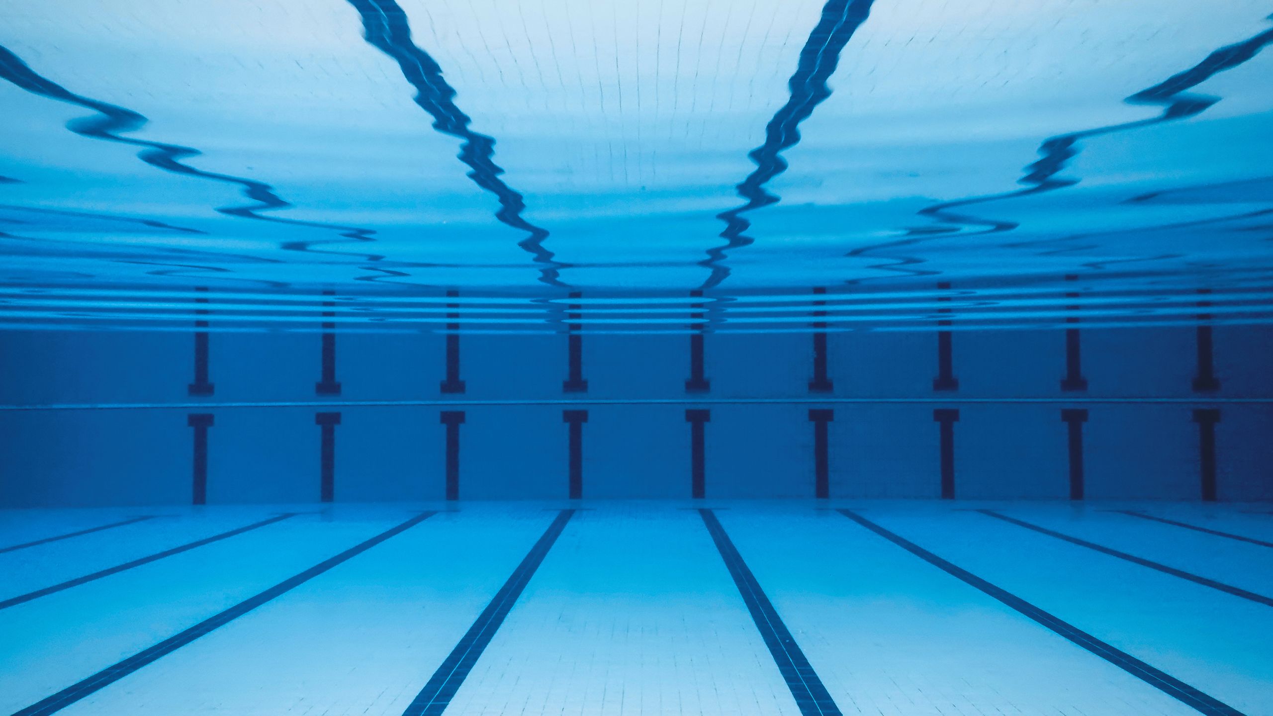 underwater pool
