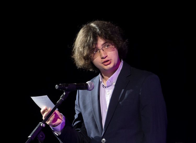 Sam Shafiro, a member of the Barkley Forum for Debate, Dialogue and Deliberation, presented questions from students at the 2022 Carter Town Hall.