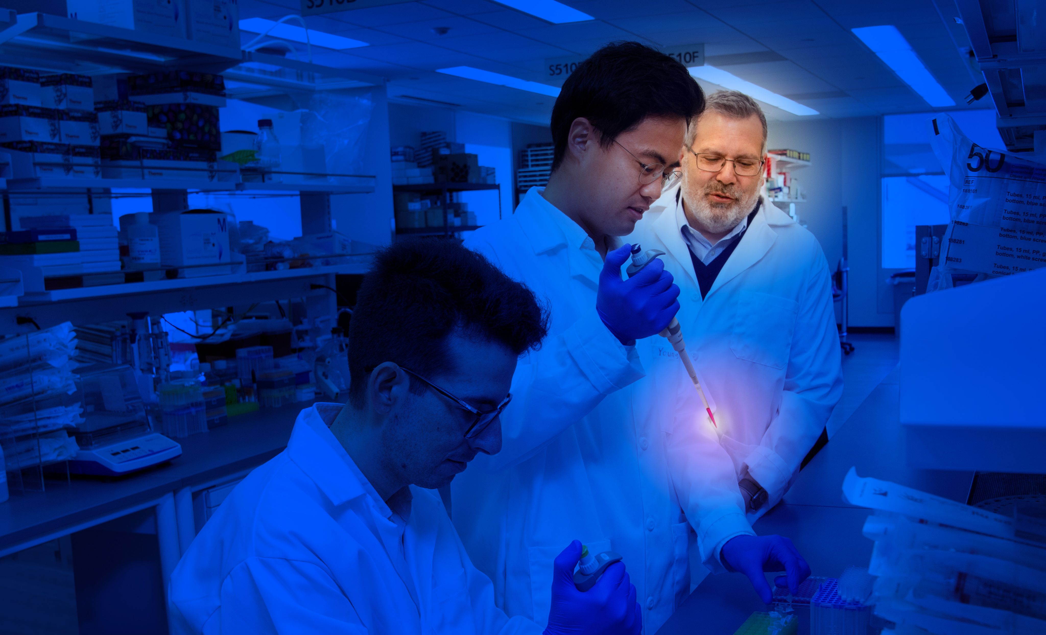Emory professor Philip Santangelo (right) is leading the way on mRNA technologies for fighting cancer.