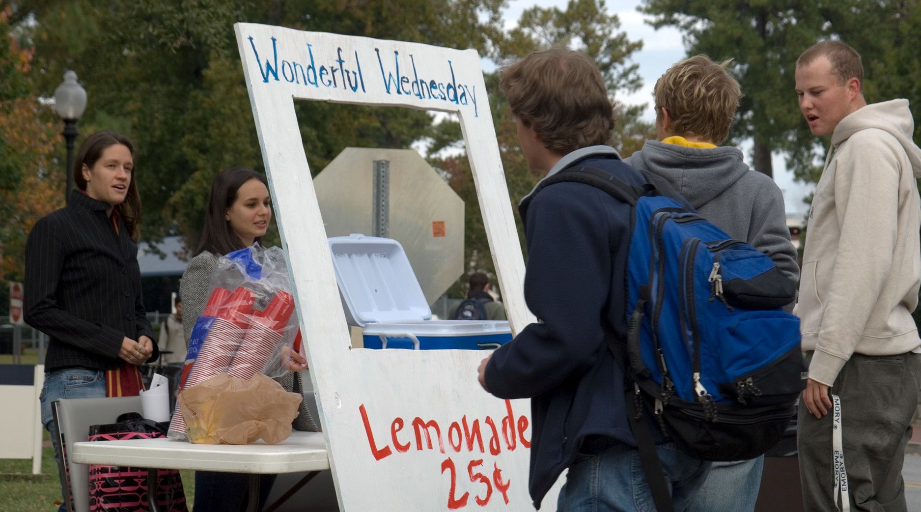 Photo of student activity table selling lemonade during a Wonderful Wednesday.