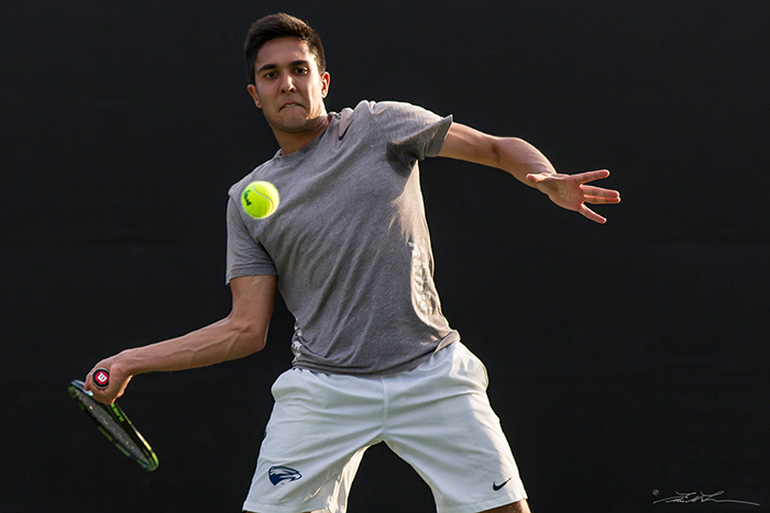 After an impressive fall season, Aman Manji could help lead the men's tennis team to a shot at the NCAA title.