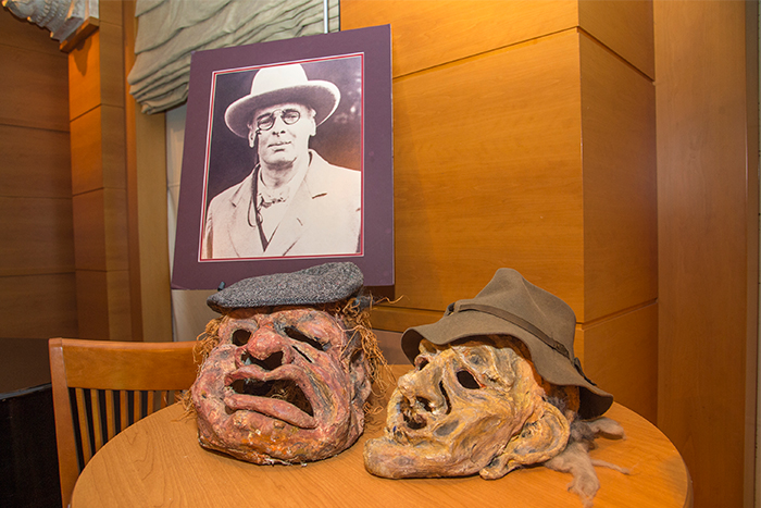 Yeatsian masks were on display for a staged reading of "The Cat and the Moon" by members of the Arís Theatre Company.