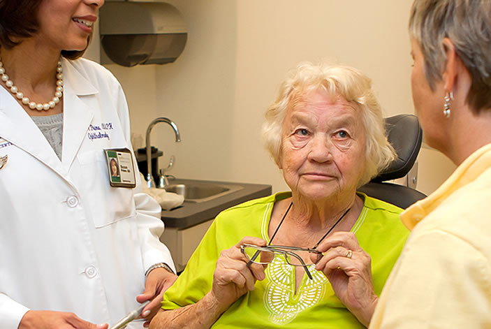After being diagnosed with age-related macular degeneration in her mid-70s, Jackie Carswell learned she was eligible for a procedure in which one of her eyes would be  implanted with an implantable miniature telescope.