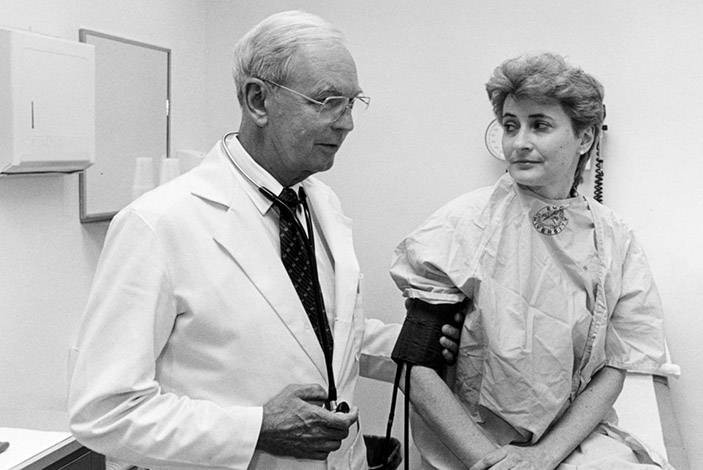 Paul Seavey, founder of the internal medicine clinic, cared for U.S. and Emory presidents and CEOs, but all patients received the same level of care and personal attention¿an approach passed on to medical trainees at the Seavey clinic.