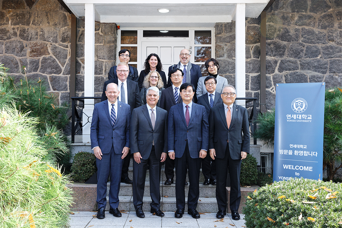 representatives from Emory University and Younsei University