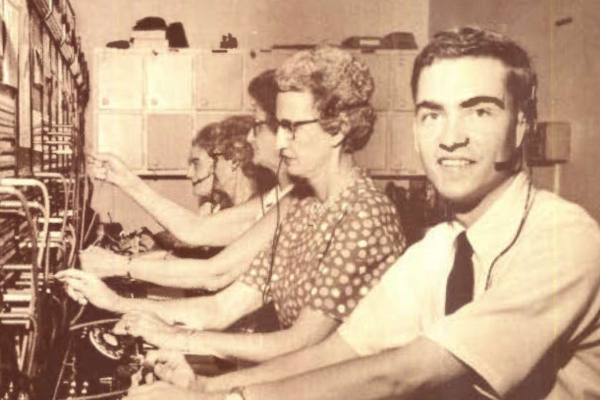 historical photo of telephone switchboard operators