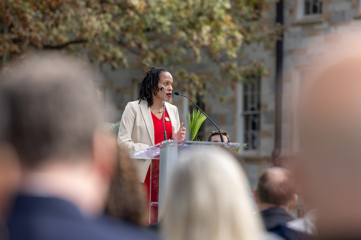 Vonetta Daniels speaking at podium 