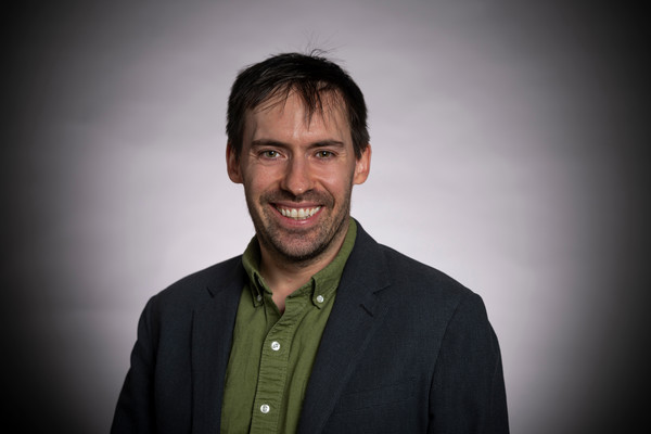Headshot of Zachary Peskowitz